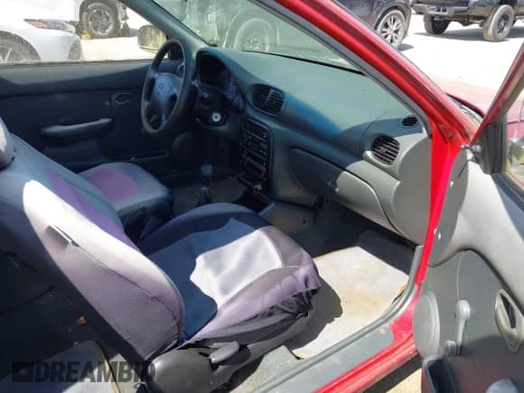 1998 Hyundai Accent z VIN KMHVD14N4WU370550, wystawiony jako IAAI lot #42433008 z przebiegiem 178 759 mil mil oraz . Historia ofert i sprzedaży dostępna na DreamBid. Obrazek 5.