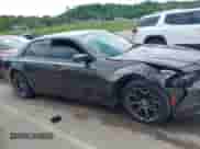 2015 Chrysler 300 S с VIN 2C3CCABGXFH797113, выставлен на аукционе IAAI как лот 42293077 с пробегом 155 491 миль миль и . История ставок и продаж доступна на DreamBid. Изображение 13.
