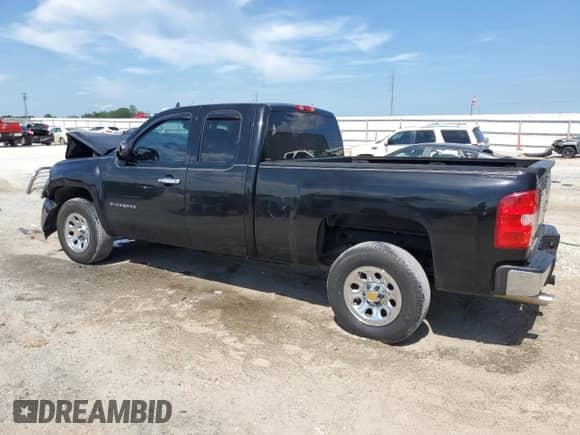 2011 Chevrolet Silverado 1500 LS z VIN 1GCRCREA1BZ109683, wystawiony jako Copart lot #68828245 z przebiegiem 191 316 mil mil oraz Szkoda całkowita • Salvage title. Historia ofert i sprzedaży dostępna na DreamBid. Obrazek 2.