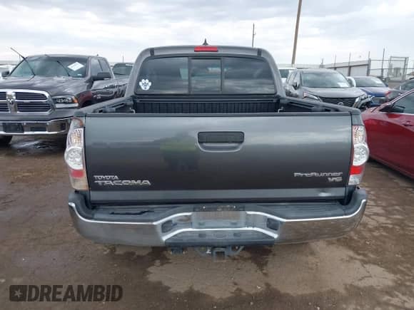 2015 Toyota Tacoma PreRunner with VIN 5TFJU4GN5FX083541, listed as a IAAI auction lot 43379152 with 97,547 mi miles and . Bid and sale history available at DreamBid. Image 17.