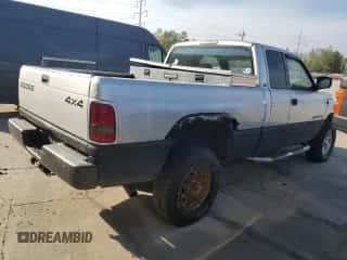 2001 Dodge 1500 с VIN 3B7HF13Y11M524281, выставлен на аукционе Copart как лот 72567344 с пробегом 196 623 миль миль и Чистый • Clean title. История ставок и продаж доступна на DreamBid. Изображение 3.