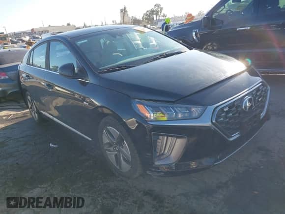 2020 Hyundai Ioniq SEL с VIN KMHC85LC9LU235675, выставлен на аукционе IAAI как лот 43295428 с пробегом 71 429 миль миль и . История ставок и продаж доступна на DreamBid. Изображение 1.