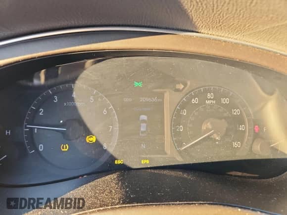 2012 Hyundai Genesis 3.8L с VIN KMHGC4DD1CU152081, выставлен на аукционе Copart как лот 87235375 с пробегом 209 636 миль миль и Списание • Salvage title. История ставок и продаж доступна на DreamBid. Изображение 9.