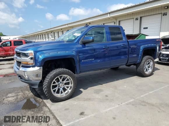 2016 Chevrolet Silverado 1500 LT z VIN 1GCVKREC2GZ348783, wystawiony jako Copart lot #64798615 z przebiegiem 101 344 mil mil oraz Szkoda całkowita • Salvage title. Historia ofert i sprzedaży dostępna na DreamBid. Obrazek 1.