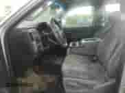 2015 Chevrolet Silverado 2500HD Work Truck z VIN 1GC1KUEG2FF606854, wystawiony jako Copart lot #64315085 z przebiegiem 115 399 mil mil oraz Czysty tytuł • Clean title. Historia ofert i sprzedaży dostępna na DreamBid. Obrazek 7.