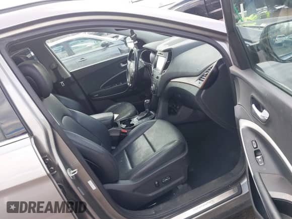 2018 Hyundai Santa Fe Ultimate с VIN 5XYZWDLA9JG518332, выставлен на аукционе IAAI как лот 42000555 с пробегом 104 783 миль миль и . История ставок и продаж доступна на DreamBid. Изображение 5.