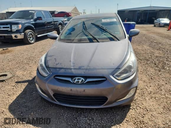 2014 Hyundai Accent GS с VIN KMHCT5AE5EU145736, выставлен на аукционе Copart как лот 71474955 с пробегом 185 552 миль миль и Списание • Salvage title. История ставок и продаж доступна на DreamBid. Изображение 5.