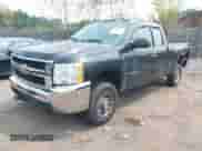 2009 Chevrolet Silverado 2500HD Work Truck z VIN 1GCHK49K39E134428, wystawiony jako IAAI lot #42881086 z przebiegiem 215 285 mil mil oraz . Historia ofert i sprzedaży dostępna na DreamBid. Obrazek 2.