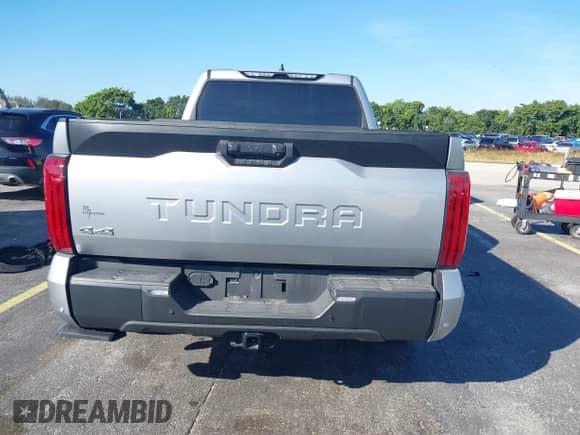 2024 Toyota Tundra SR5 with VIN 5TFLA5EC1RX022765, listed as a IAAI auction lot 41421939 with 30,946 mi miles and . Bid and sale history available at DreamBid. Image 17.
