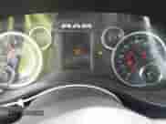 2020 Ram 1500 Big Horn z VIN 1C6SRFBT6LN142263, wystawiony jako IAAI lot #42992728 z przebiegiem 94 208 mil mil oraz . Historia ofert i sprzedaży dostępna na DreamBid. Obrazek 7.