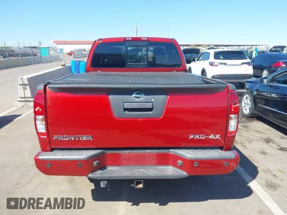 2015 Nissan Frontier SV with VIN 1N6AD0CW2FN737900, listed as a IAAI auction lot 43284935 with 51,926 mi miles and . Bid and sale history available at DreamBid. Image 16.