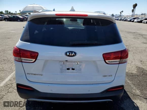 2016 Kia Sorento EX с VIN 5XYPH4A55GG182582, выставлен на аукционе Copart как лот 69153025 с пробегом 98 106 миль миль и Списание • Salvage title. История ставок и продаж доступна на DreamBid. Изображение 6.