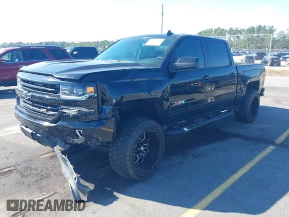 2018 Chevrolet Silverado 1500 LTZ z VIN 3GCUKSEC6JG364379, wystawiony jako IAAI lot #43445037 z przebiegiem 140 652 mil mil oraz . Historia ofert i sprzedaży dostępna na DreamBid. Obrazek 2.