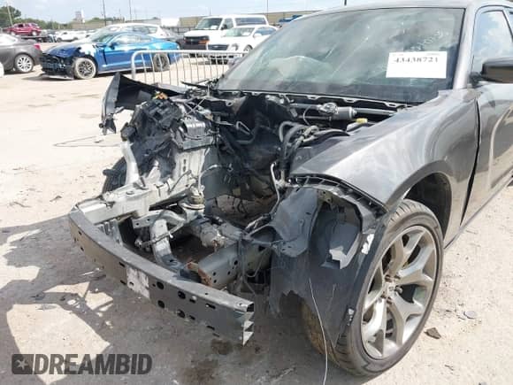 2015 Dodge Charger SE с VIN 2C3CDXBG7FH812957, выставлен на аукционе IAAI как лот 43438721 с пробегом Не указан миль и . История ставок и продаж доступна на DreamBid. Изображение 6.