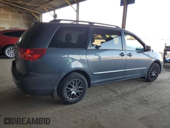 2009 Toyota Sienna CE с VIN 5TDZK29C59S236194, выставлен на аукционе Copart как лот 60360685 с пробегом 261 845 миль миль и Списание • Salvage title. История ставок и продаж доступна на DreamBid. Изображение 3.