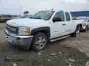 2013 Chevrolet Silverado 1500 LT z VIN 1GCRKSE78DZ144190, wystawiony jako Copart lot #71608205 z przebiegiem 179 103 mil mil oraz Szkoda całkowita • Salvage title. Historia ofert i sprzedaży dostępna na DreamBid. Obrazek 1.