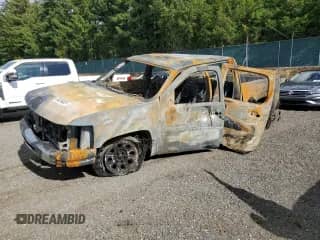 2011 Chevrolet Silverado 1500 LS z VIN 3GCPKREA5BG307063, wystawiony jako Copart lot #84836825 z przebiegiem Nie podano mil oraz Nie do naprawy • Non repairable. Historia ofert i sprzedaży dostępna na DreamBid. Obrazek 1.