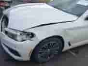 2017 BMW 5 Series 530i xDrive с VIN WBAJA7C30HWA70963, выставлен на аукционе IAAI как лот 43555246 с пробегом 142 310 миль миль и . История ставок и продаж доступна на DreamBid. Изображение 17.