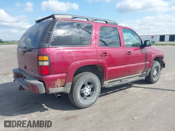 2005 Chevrolet Tahoe LS с VIN 1GNEK13T95R171304, выставлен на аукционе IAAI как лот 43084920 с пробегом 209 151 миль миль и . История ставок и продаж доступна на DreamBid. Изображение 4.