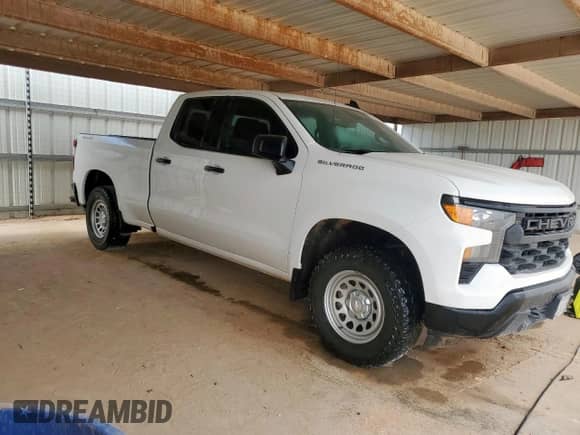 2023 Chevrolet Silverado 1500 Work Truck z VIN 1GCRDAED9PZ109799, wystawiony jako Copart lot #61101365 z przebiegiem 93 833 mil mil oraz Czysty tytuł • Clean title. Historia ofert i sprzedaży dostępna na DreamBid. Obrazek 4.