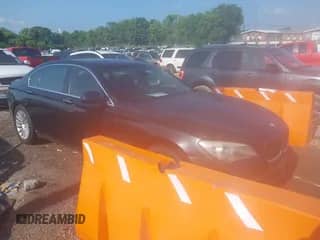2012 BMW 7 Series 750Li с VIN WBAKB8C55CC962853, выставлен на аукционе IAAI как лот 42705832 с пробегом 154 689 миль миль и . История ставок и продаж доступна на DreamBid. Изображение 1.