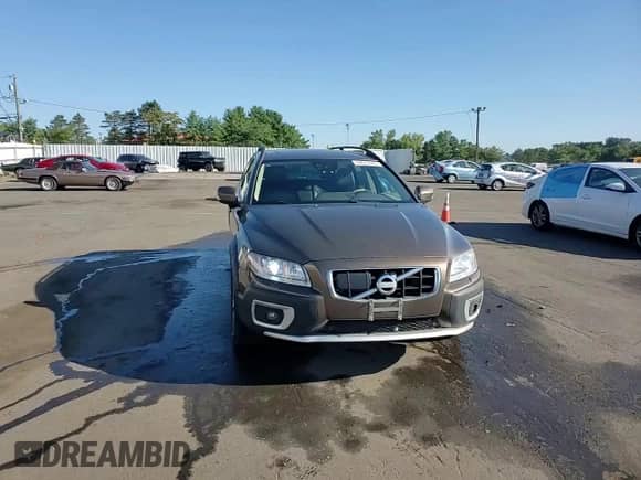 2013 Volvo XC70 T6 с VIN YV4902BZ4D1163553, выставлен на аукционе Copart как лот 69815045 с пробегом 136 462 миль миль и Списание • Salvage title. История ставок и продаж доступна на DreamBid. Изображение 13.
