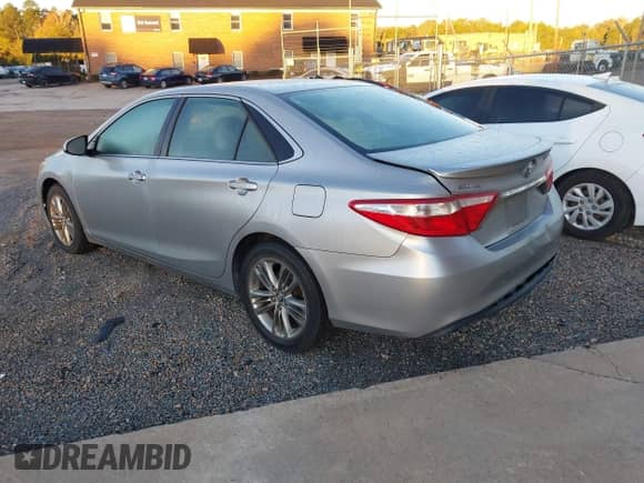2017 Toyota Camry XLE с VIN 4T1BF1FK8HU287903, выставлен на аукционе IAAI как лот 43588706 с пробегом 181 805 миль миль и . История ставок и продаж доступна на DreamBid. Изображение 3.