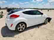 2014 Hyundai Veloster z VIN KMHTC6ADXEU211730, wystawiony jako Copart lot #71236595 z przebiegiem 107 121 mil mil oraz Szkoda całkowita • Salvage title. Historia ofert i sprzedaży dostępna na DreamBid. Obrazek 3.