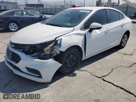 2016 Chevrolet Cruze LS с VIN 1G1BC5SM2G7243252, выставлен на аукционе Copart как лот 80509955 с пробегом 226 917 миль миль и Списание • Salvage title. История ставок и продаж доступна на DreamBid. Изображение 1.