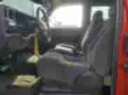 2003 GMC Sierra 1500 SLE с VIN 2GTEC19T631334462, выставлен на аукционе Copart как лот 70200225 с пробегом 237 438 миль миль и Списание • Salvage title. История ставок и продаж доступна на DreamBid. Изображение 7.