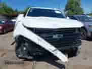 2023 Chevrolet Suburban RST с VIN 1GNSKEKD6PR559999, выставлен на аукционе IAAI как лот 42820521 с пробегом 24 075 миль миль и . История ставок и продаж доступна на DreamBid. Изображение 13.