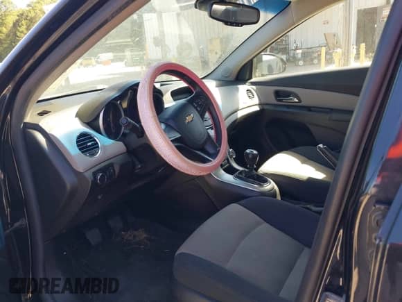 2012 Chevrolet Cruze LS с VIN 1G1PD5SH4C7287298, выставлен на аукционе IAAI как лот 43379981 с пробегом 116 969 миль миль и . История ставок и продаж доступна на DreamBid. Изображение 5.