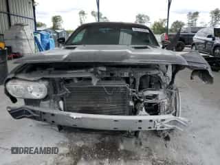 2010 Dodge Challenger SE with VIN 2B3CJ4DV8AH225045, listed as a Copart auction lot 85713465 with 144,323 mi miles and Clean title. Bid and sale history available at DreamBid. Image 5.