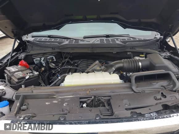 2024 Ford F-150 Lariat z VIN 1FTFW5L52RFA75628, wystawiony jako IAAI lot #43393183 z przebiegiem 15 578 mil mil oraz . Historia ofert i sprzedaży dostępna na DreamBid. Obrazek 10.