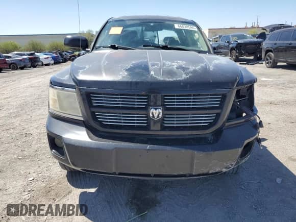 2008 Dodge Dakota Sport with VIN 1D7HW68N38S528691, listed as a Copart auction lot 66038595 with 208,184 mi miles and Salvage title. Bid and sale history available at DreamBid. Image 5.
