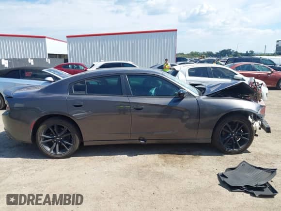 2018 Dodge Charger SXT с VIN 2C3CDXBG4JH196725, выставлен на аукционе IAAI как лот 43342851 с пробегом 106 192 миль миль и . История ставок и продаж доступна на DreamBid. Изображение 13.