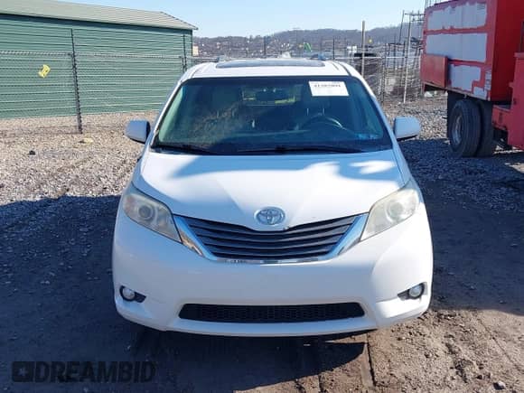 2014 Toyota Sienna Limited с VIN 5TDDK3DC6ES076778, выставлен на аукционе IAAI как лот 41387091 с пробегом 173 497 миль миль и . История ставок и продаж доступна на DreamBid. Изображение 12.