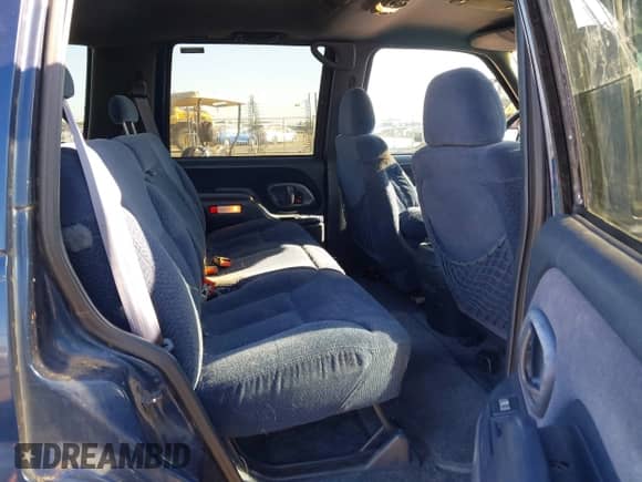 1999 Chevrolet Tahoe Z71 с VIN 1GNEK13R9XJ367457, выставлен на аукционе IAAI как лот 42851241 с пробегом 167 841 миль миль и . История ставок и продаж доступна на DreamBid. Изображение 8.