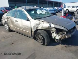 2004 Honda Accord LX с VIN 1HGCM56354A056565, выставлен на аукционе IAAI как лот 43195210 с пробегом 254 239 миль миль и . История ставок и продаж доступна на DreamBid. Изображение 1.