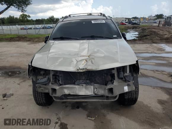 1999 Jeep Grand Cherokee Limited с VIN 1J4GW68N0XC685779, выставлен на аукционе Copart как лот 68852365 с пробегом 148 892 миль миль и Списание • Salvage title. История ставок и продаж доступна на DreamBid. Изображение 5.