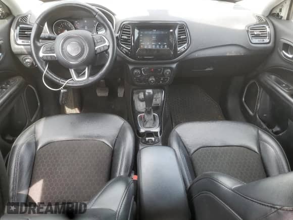 2021 Jeep Compass Latitude with VIN 3C4NJDBB3MT555204, listed as a Copart auction lot 64049325 with 42,314 mi miles and Salvage title. Bid and sale history available at DreamBid. Image 8.