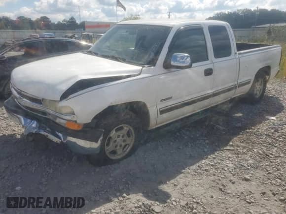 2001 Chevrolet Silverado 1500 LS с VIN 2GCEC19V711148590, выставлен на аукционе Copart как лот 84185575 с пробегом 209 680 миль миль и Списание • Salvage title. История ставок и продаж доступна на DreamBid. Изображение 1.