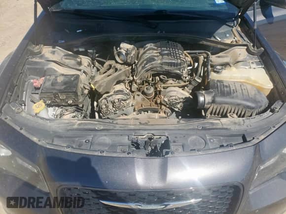 2018 Chrysler 300 S с VIN 2C3CCABG1JH264169, выставлен на аукционе Copart как лот 82123935 с пробегом 51 192 миль миль и Списание • Salvage title. История ставок и продаж доступна на DreamBid. Изображение 11.