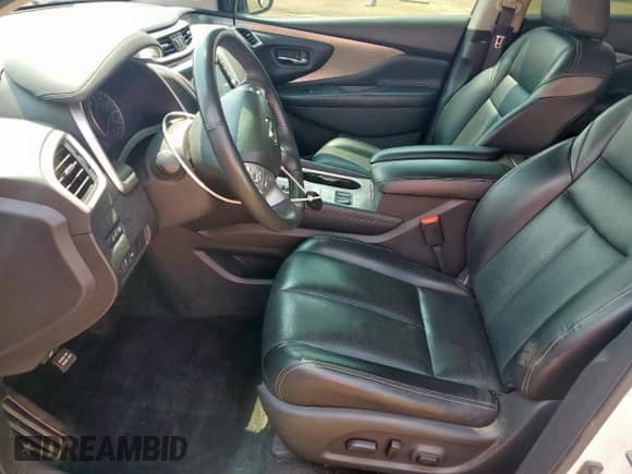 2018 Nissan Murano SL z VIN 5N1AZ2MG7JN113554, wystawiony jako Copart lot #70699915 z przebiegiem 124 778 mil mil oraz Szkoda całkowita • Salvage title. Historia ofert i sprzedaży dostępna na DreamBid. Obrazek 7.