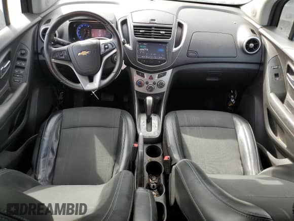 2016 Chevrolet Trax LT z VIN 3GNCJLSB2GL214597, wystawiony jako Copart lot #81229845 z przebiegiem 127 619 mil mil oraz Czysty tytuł • Clean title. Historia ofert i sprzedaży dostępna na DreamBid. Obrazek 8.
