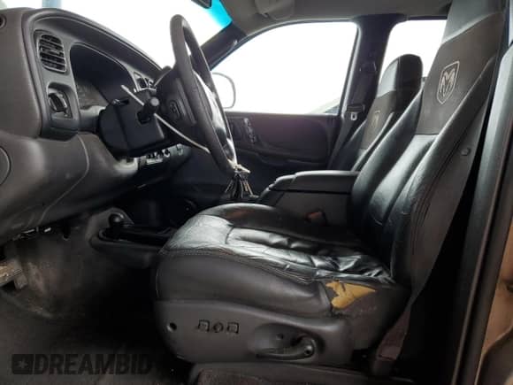 1999 Dodge Durango with VIN 1B4HS28Y8XF627388, listed as a Copart auction lot 71213005 with 266,293 mi miles and Clean title. Bid and sale history available at DreamBid. Image 7.