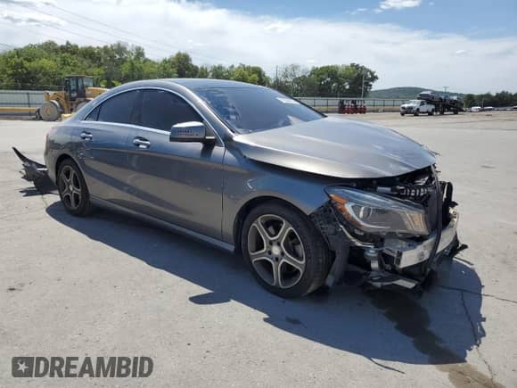 2014 Mercedes-Benz CLA 250 с VIN WDDSJ4GB3EN102638, выставлен на аукционе Copart как лот 70358985 с пробегом 38 971 миль миль и Списание • Salvage title. История ставок и продаж доступна на DreamBid. Изображение 4.