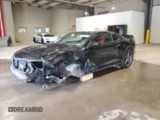 2015 Chevrolet Camaro SS с VIN 2G1FK1EJ9F9183630, выставлен на аукционе Copart как лот 68450235 с пробегом 49 312 миль миль и Списание • Salvage title. История ставок и продаж доступна на DreamBid. Изображение 1.