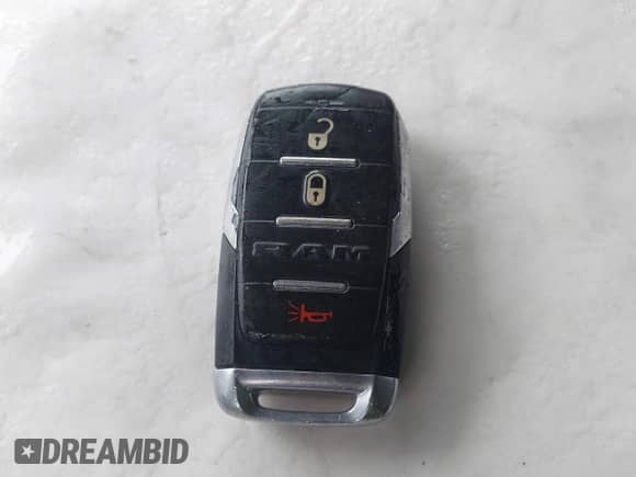 2020 Ram 1500 Big Horn z VIN 1C6RREFG1LN333692, wystawiony jako IAAI lot #41517721 z przebiegiem 67 046 mil mil oraz . Historia ofert i sprzedaży dostępna na DreamBid. Obrazek 11.