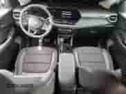 2025 Chevrolet TrailBlazer LT z VIN KL79MPSPXSB150202, wystawiony jako Copart lot #84626365 z przebiegiem 18 461 mil mil oraz Nie do naprawy • Non repairable. Historia ofert i sprzedaży dostępna na DreamBid. Obrazek 8.